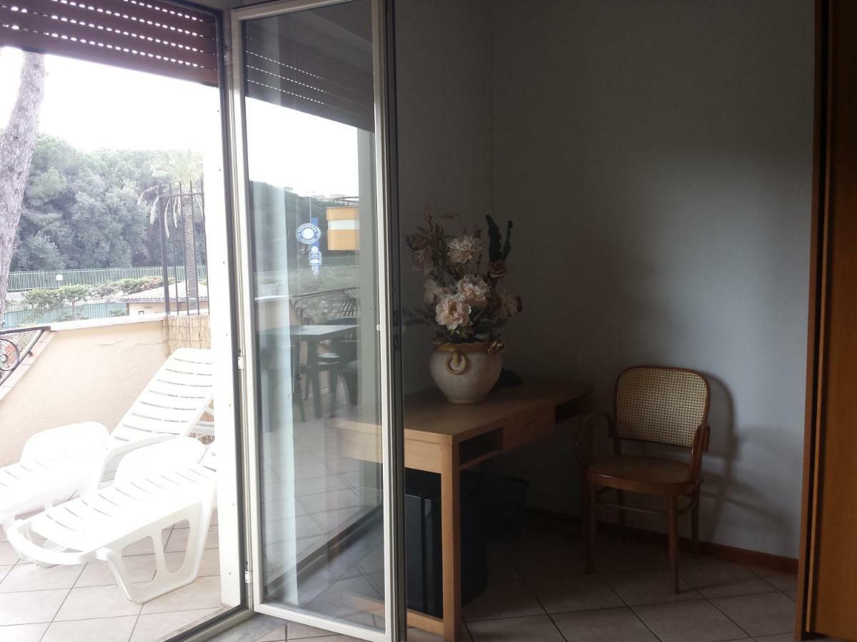 Thaire Resort Castel Volturno Exterior foto